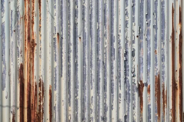 金属部分の腐食を進行させる深刻な錆（サビ）の発生状態